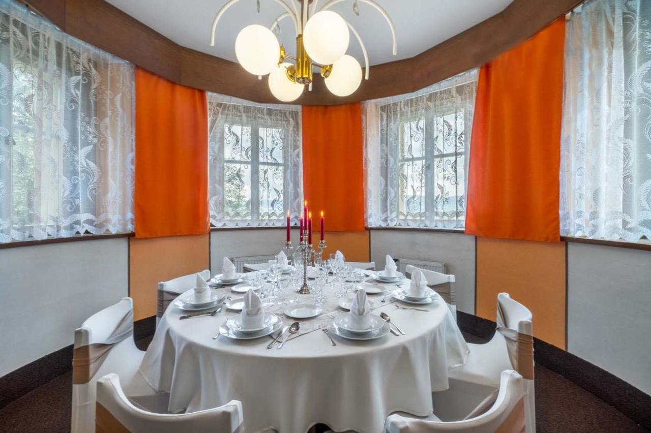 Hotel Vetrov Vysoké nad Jizerou Esterno foto