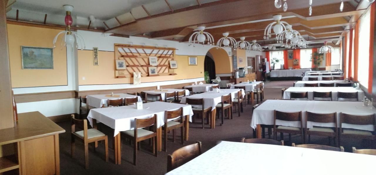 Hotel Vetrov Vysoké nad Jizerou Esterno foto